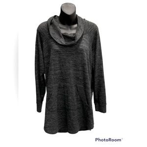 🛍️Torrid Super Soft Plush Cowl Neck Raglan Tunic With Kangaroo Pocket size 1X